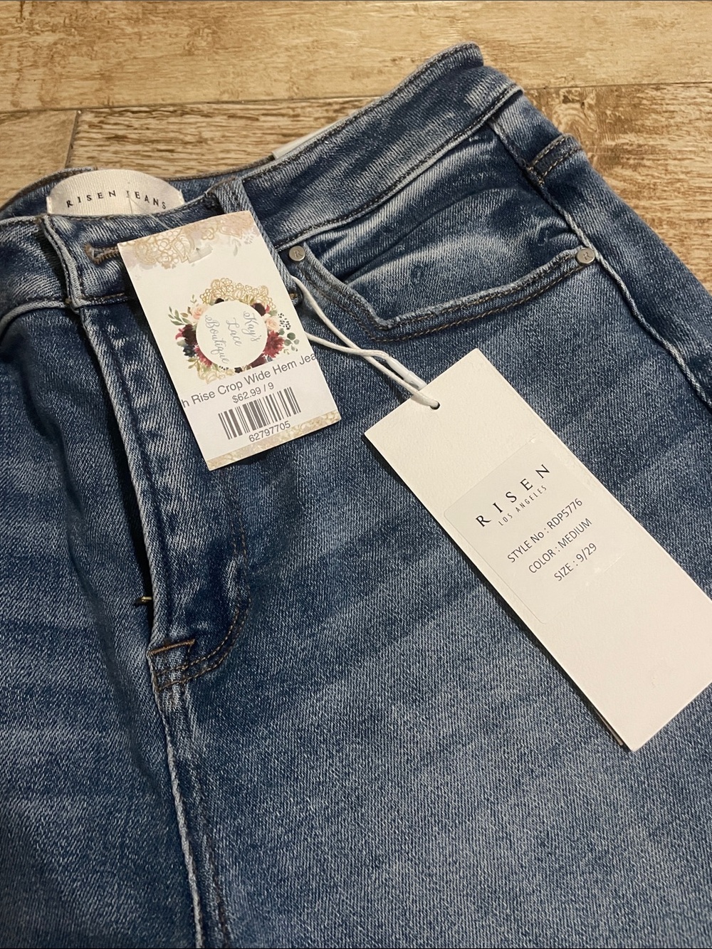 Risen High-Rise Wide Leg Jeans in Blue Wash - Picture 3 of 6